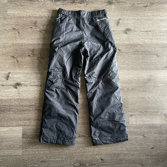 Columbia Men's Dark Gray Cargo Pants - Picture 3 of 7